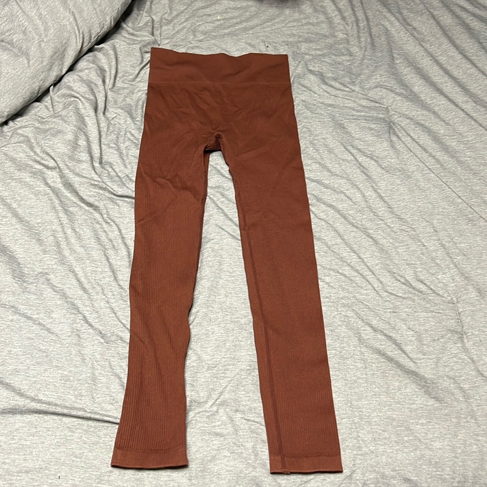 Brown Ribbed Leggings
